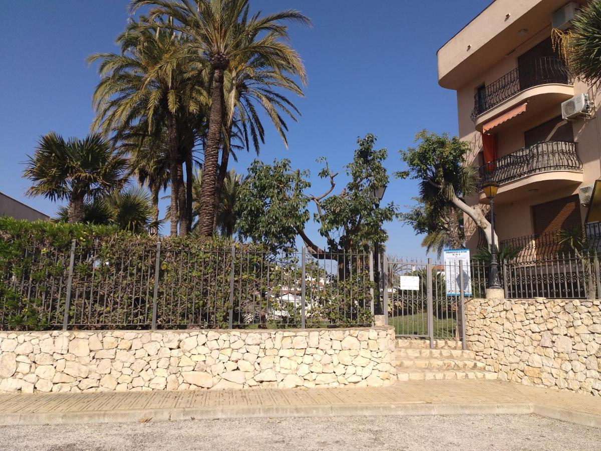 Apartamento Parchis Con Piscina 데니아 외부 사진